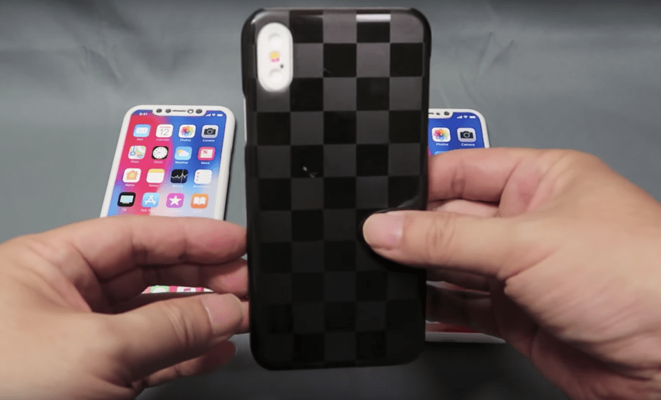  The blog was able to fit an iPhone X case onto the dummy model of an iPhone X2