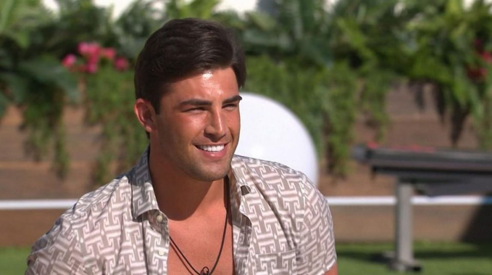  The dating hopeful admitted to once having sex in the sea before already growing close to islander Dani Dyer