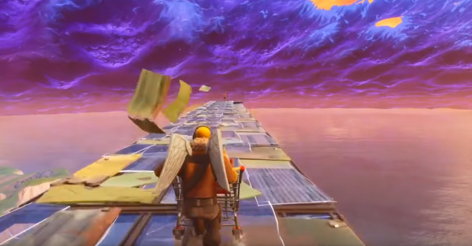  YouTuber Orange Guy teamed up with two fellow gamers to pull off the "glitch"