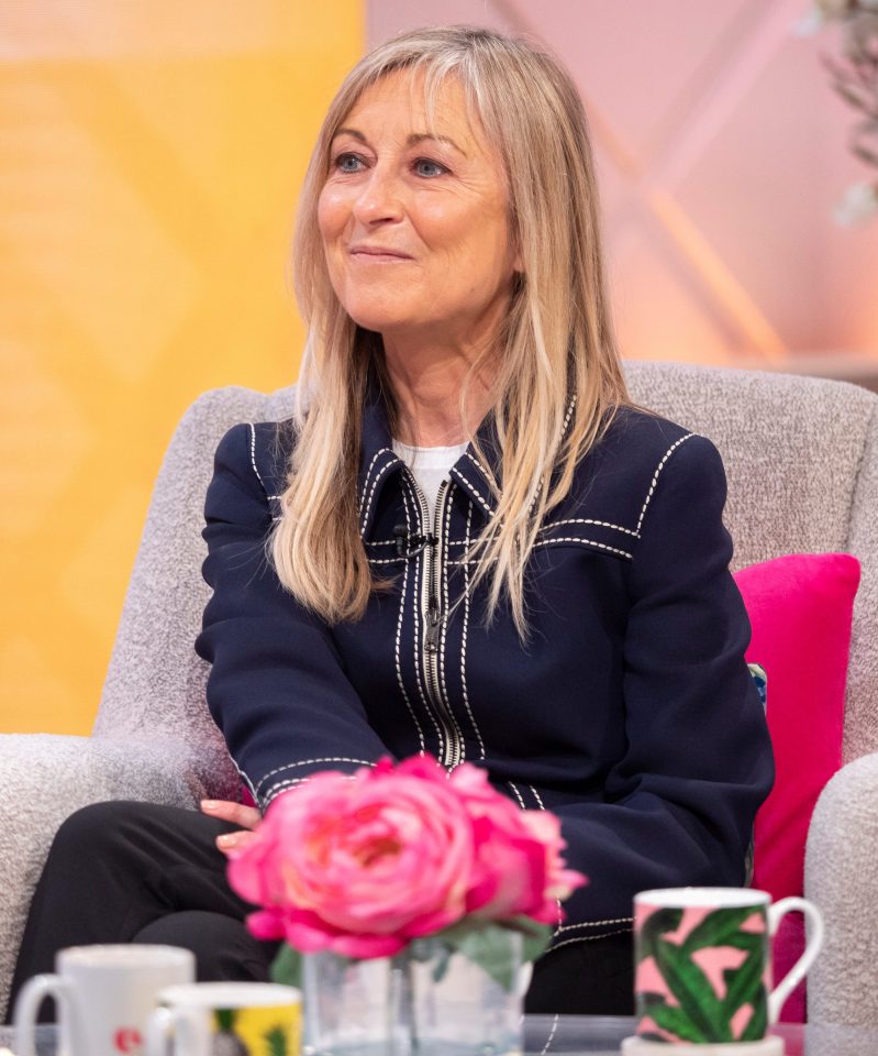  Fiona Phillips is a broadcasting legend who is best known for GMTV