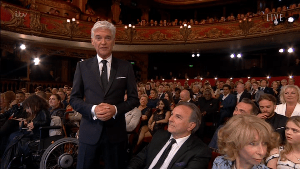  Fans were confused as to why Corrie villain Richard Hillman was sitting in the front row of the British Soap Awards