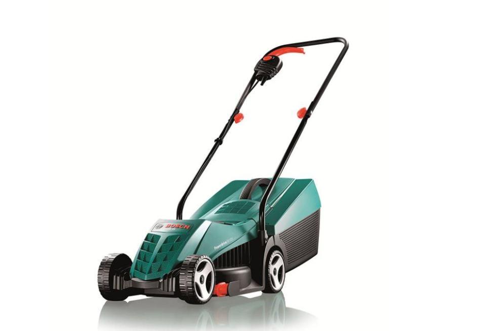  Amazon is selling this lawnmower at a 40 per cent discount