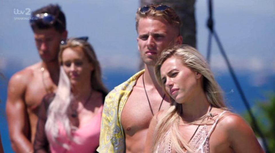  Charlie and Ellie were dumped from Love island