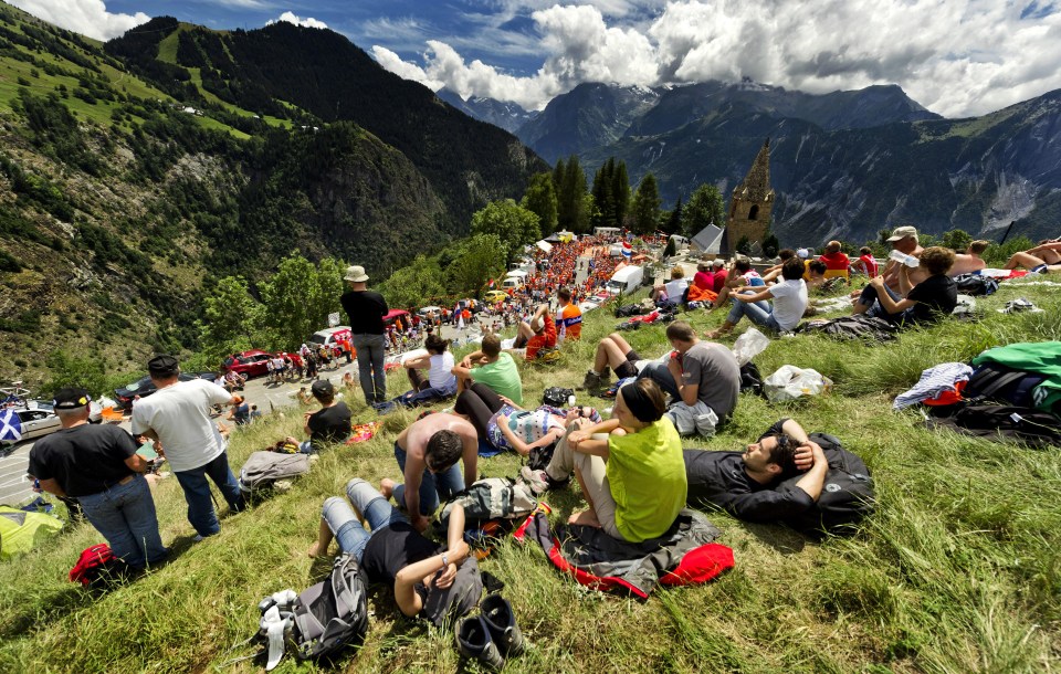 Fans overlooking Dutch corner – riders from the Netherlands have enjoyed huge success at Alpe d’Huez