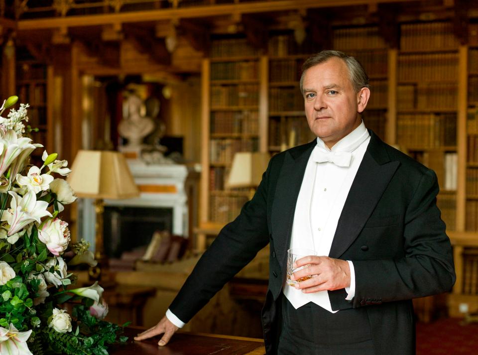  Hugh Bonneville will star as the Earl of Grantham in the Downton Abbey film