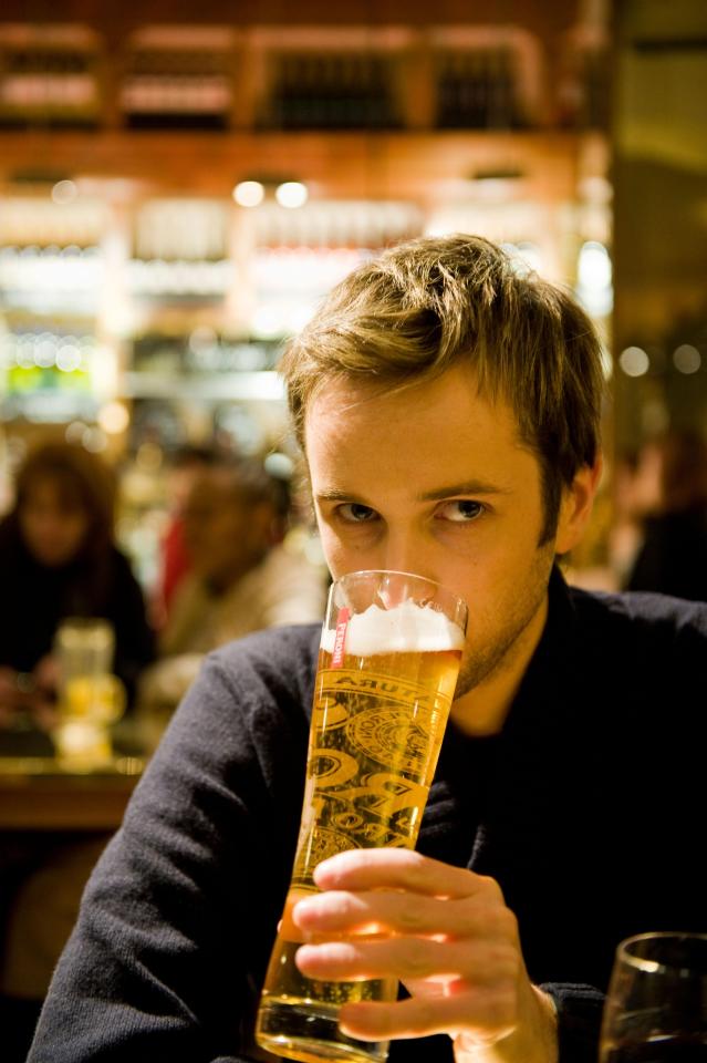  Research men who drank daily had sperm that were 'stronger swimmers'