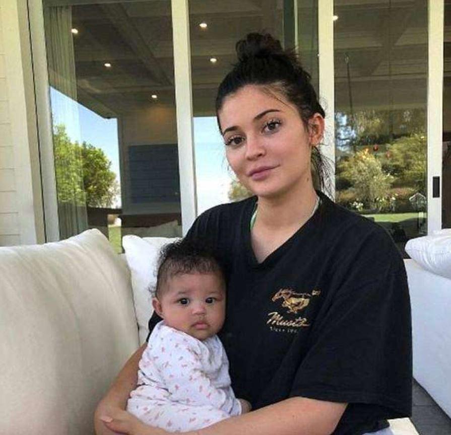  Kylie with their daughter Stormi