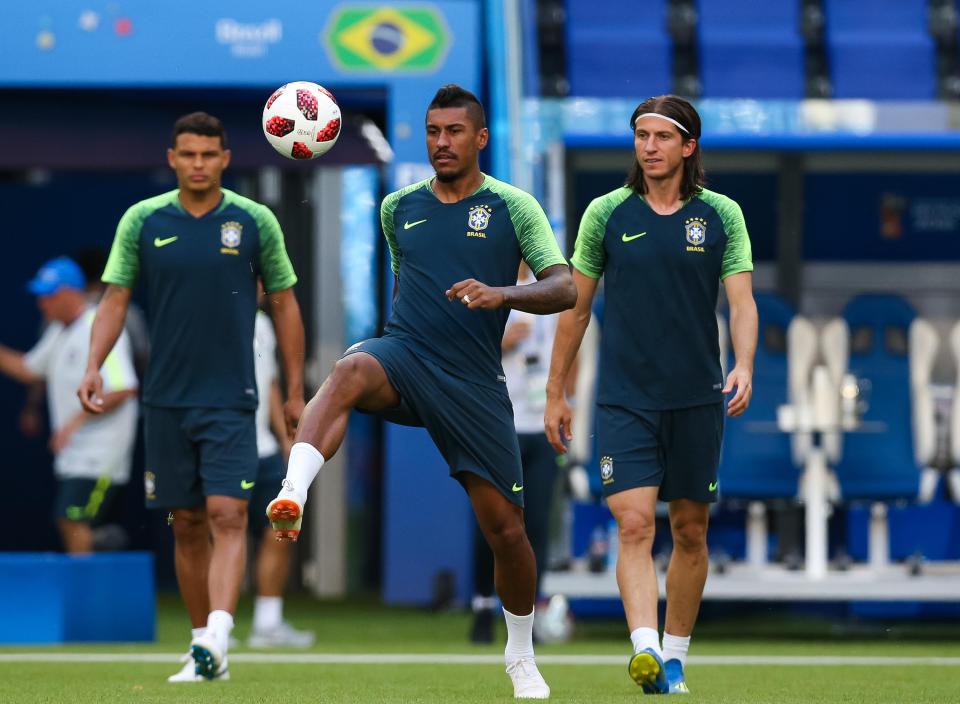  Paulinho preparing for Mexico game with Thiago Silva and Felipe Luis