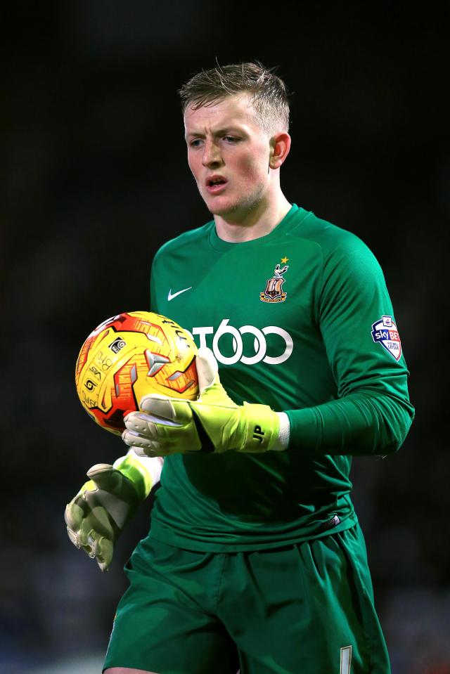  Pickford made more than 100 lower league appearances for a string of clubs before making his Sunderland debut