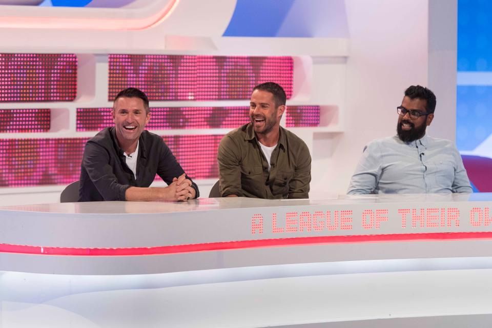 Jamie has returned to A League Of Their Own with newcomer Romesh Ranganathan