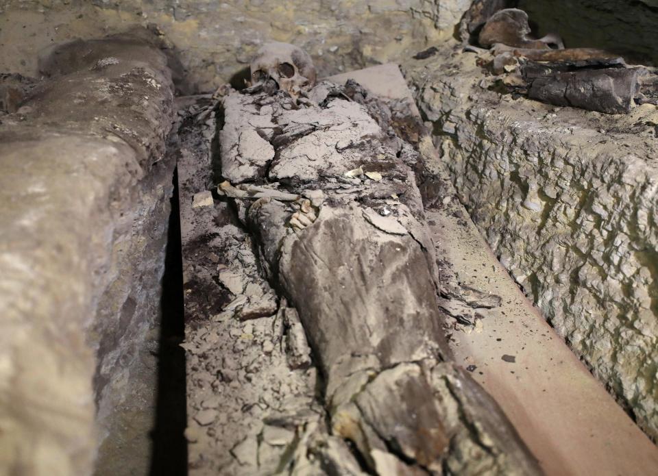  A mummy in the newly discovered burial site near Egypt's Saqqara necropolis