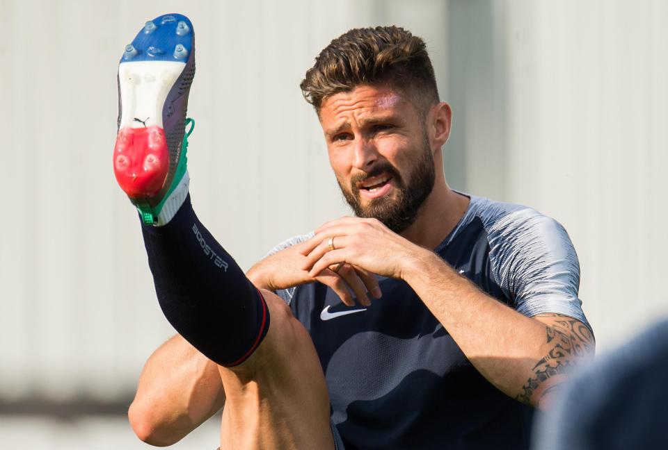  Olivier Giroud was snubbed by some fans in Russia