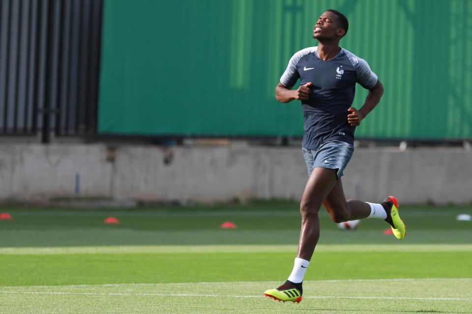  Manchester United midfielder Pogba is preparing to face Croatia