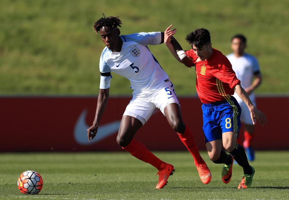  Trevoh Chalobah admits it would be a dream to line up alongside his brother in 2022