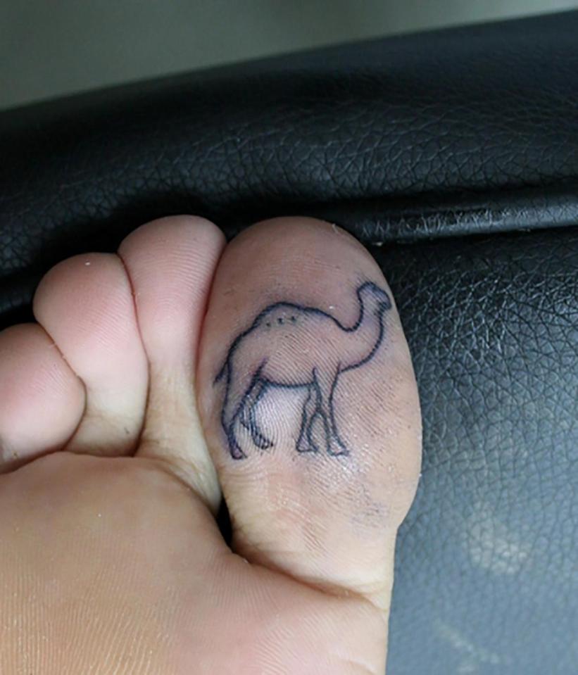  Pun intened? This joker got a camel etched onto his toe