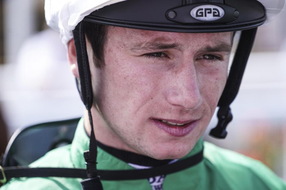  Oisin Murphy takes the ride on Magical Effect