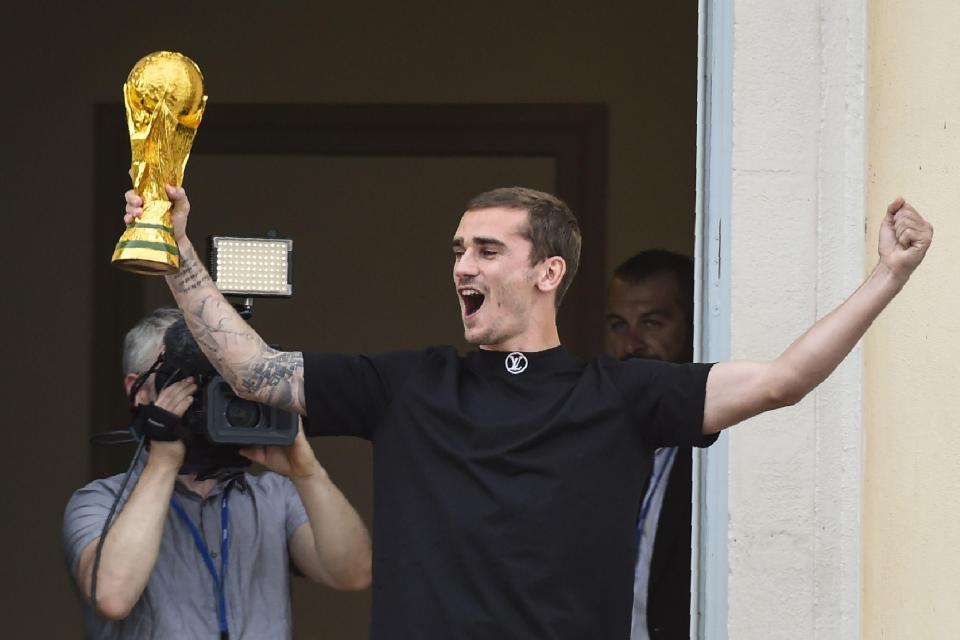  Antoine Griezmann bring football home in Macon