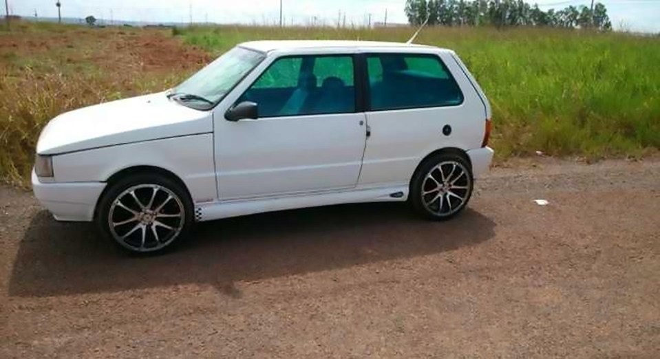 The 2002 Fiat Uno cost £1800