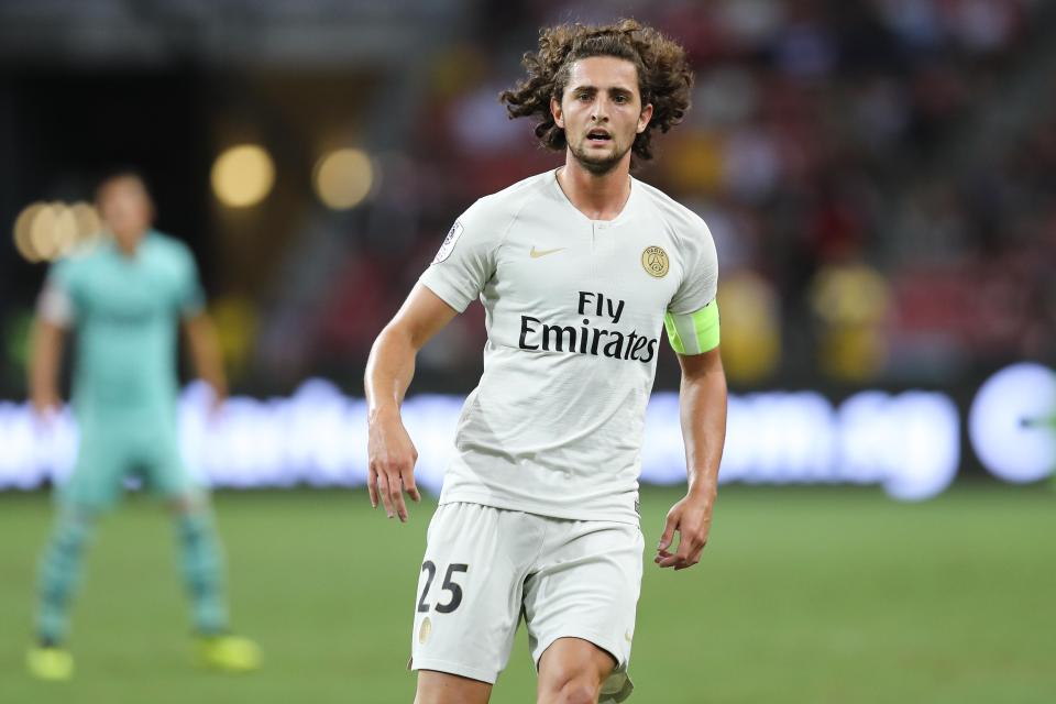  Adrien Rabiot is said to be close to signing a new deal at PSG