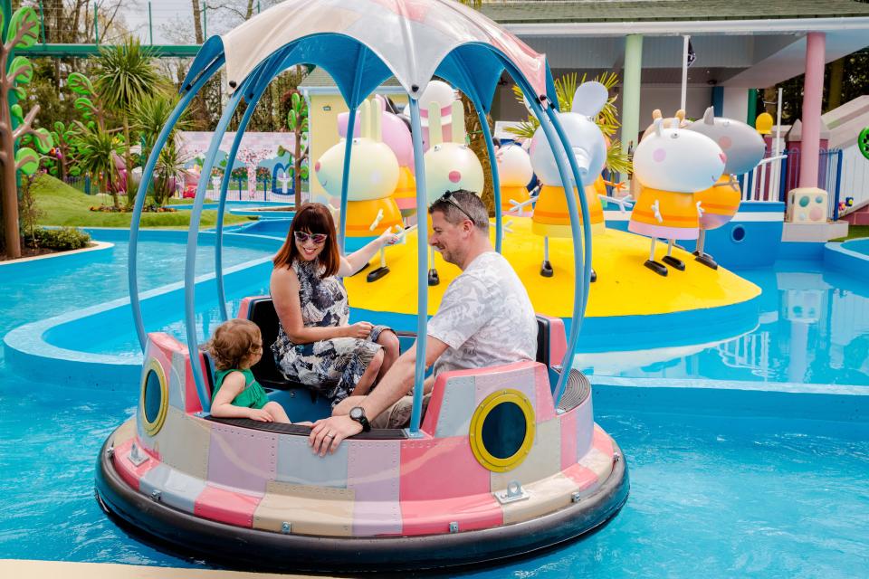  The ride will take families on a cruise where they can spot Peppa Pig and her friends