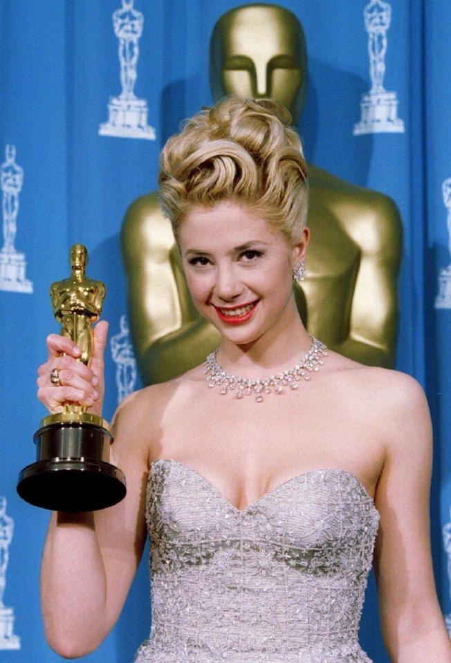  The actress won an Oscar in 1996 for Best Supporting Actress