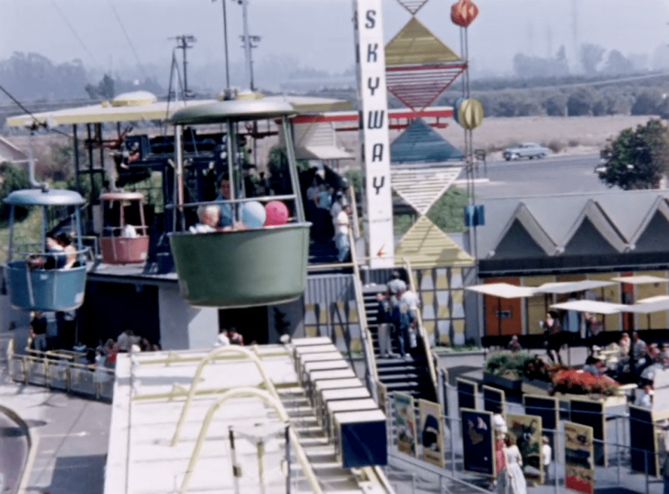  Vintage rides are shown in the video, which shows how things were back in 1956