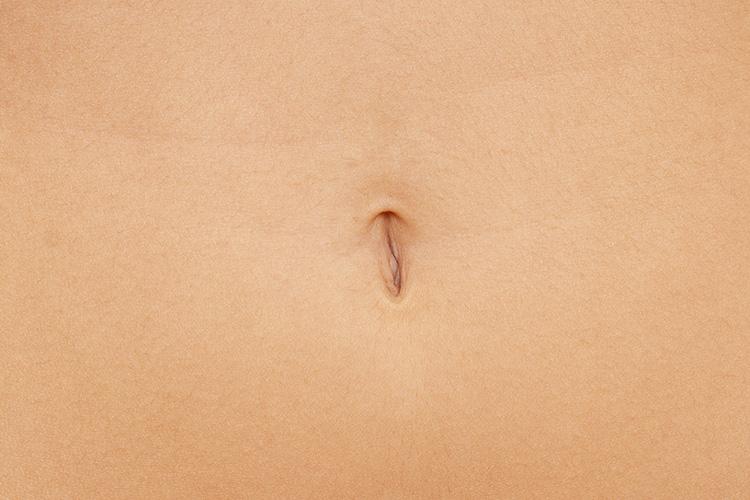  Oval shape belly button