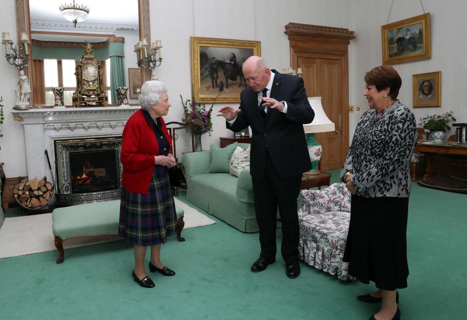  The Queen entertains the Governor-General of Australia in the Drawing Room at Balmoral Castle