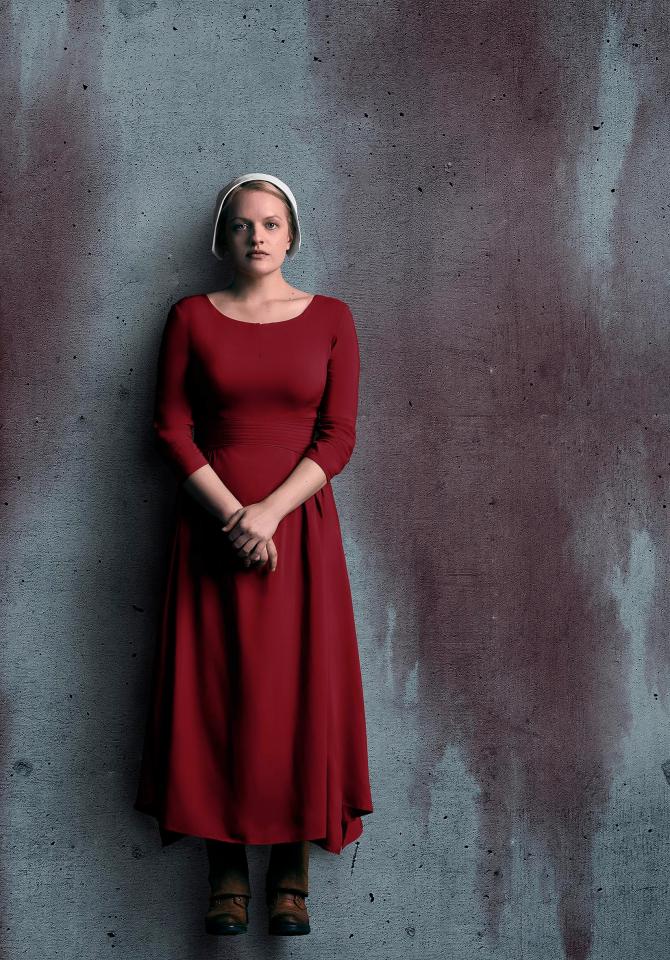 Hand Maiden's Tale star Elizabeth Moss was born in Los Angeles, California and was raised as a Scientologist.