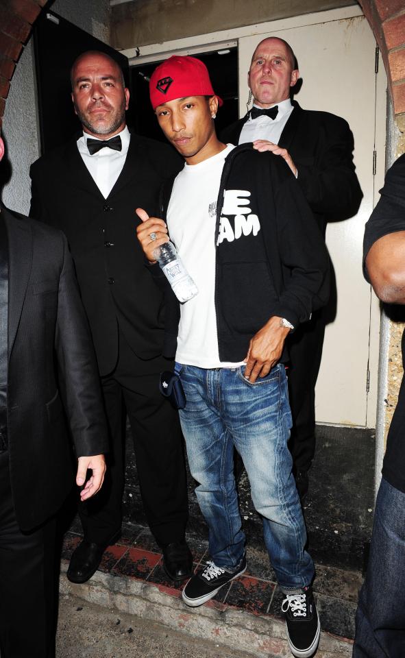  Faces nightclub used to be a celeb haunt full of A-listers, including Pharrell, who leaves the club with his entourage back in 2008