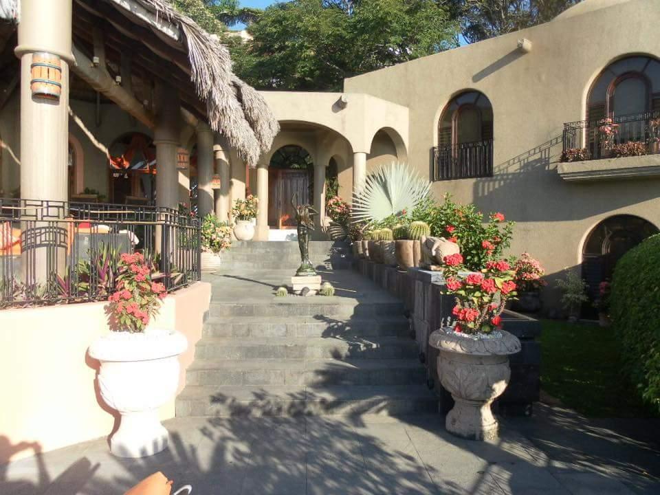  Steps into Philip Chandler Sr's mansion in Mexico