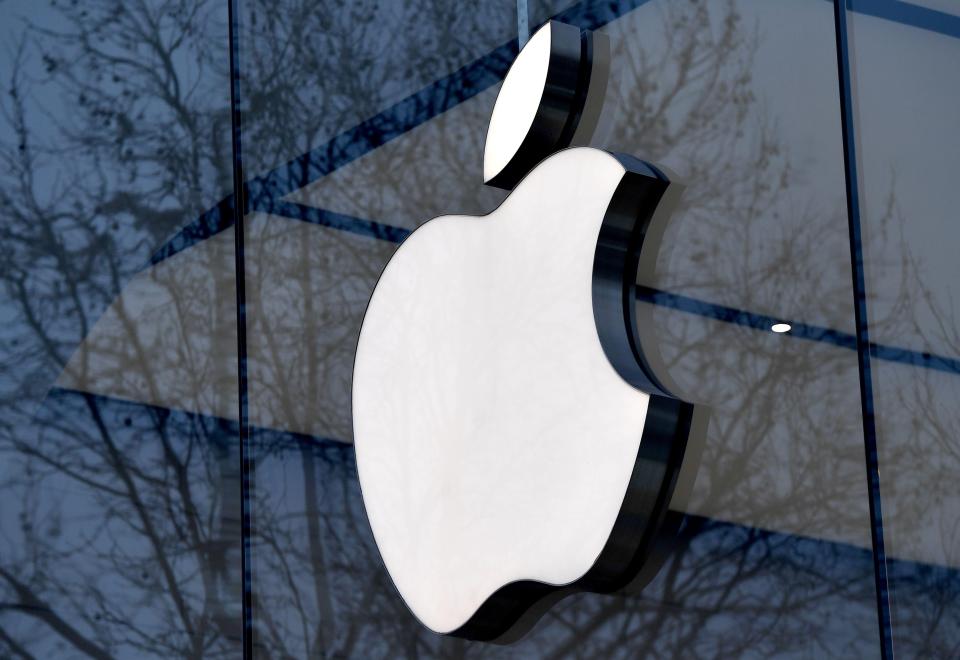  Apple has become the world's first trillion dollar company as stocks surged