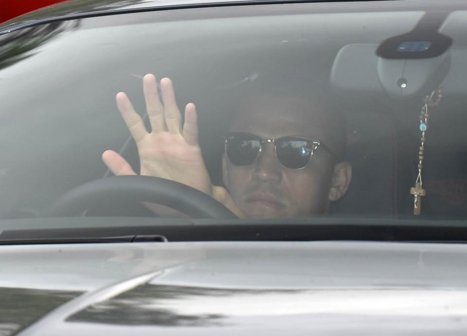  Alexis Sanchez reported for duty this morning ahead of the Premier League opener against Leicester