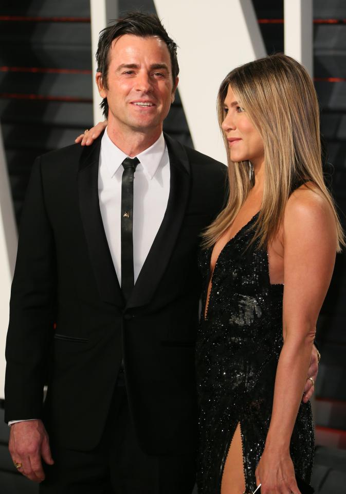  Jennifer Aniston recently broke up with Justin Theroux after living in separate parts of their apartment for nearly a year