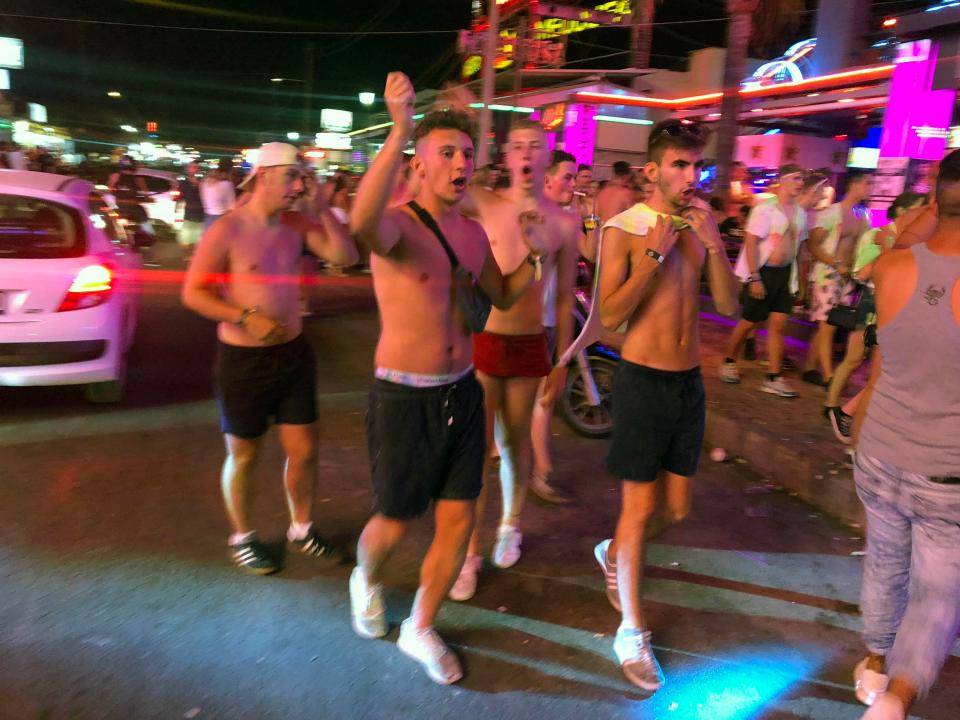  Lads out enjoying the nightlife in Laganas, unaware of the dangers of dodgy drinks (stock image)