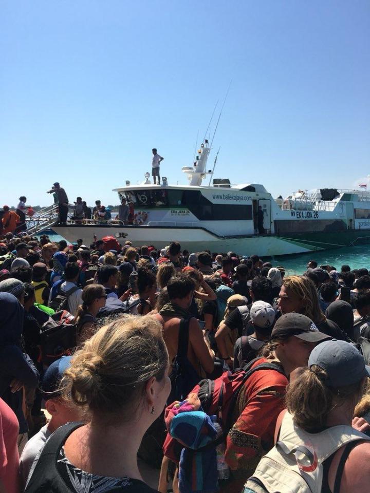  British holidaymaker James Kelsall said more than 1,000 holidaymakers were stuck on Gili Trawangan for more than six hours