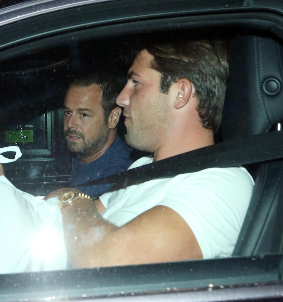  Jack Fincham picks up takeaway with EastEnders star Danny Dyer as pair bond after Love Island victory