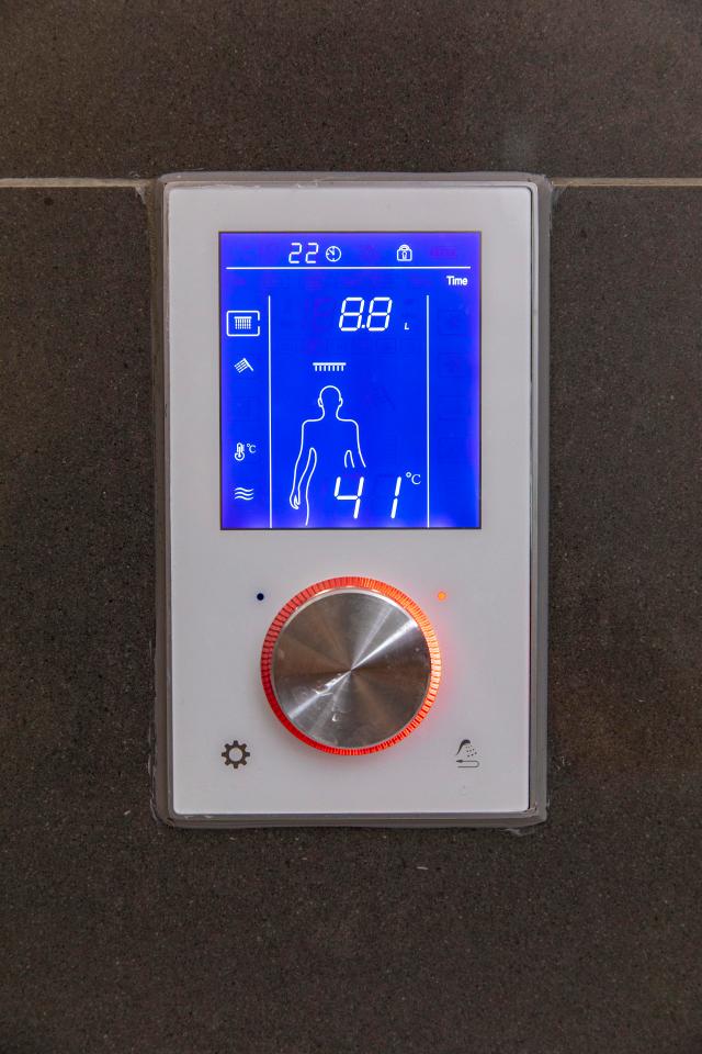  The brothers are the first to live in the flat and it's got high-tech furnishings like the thermostat