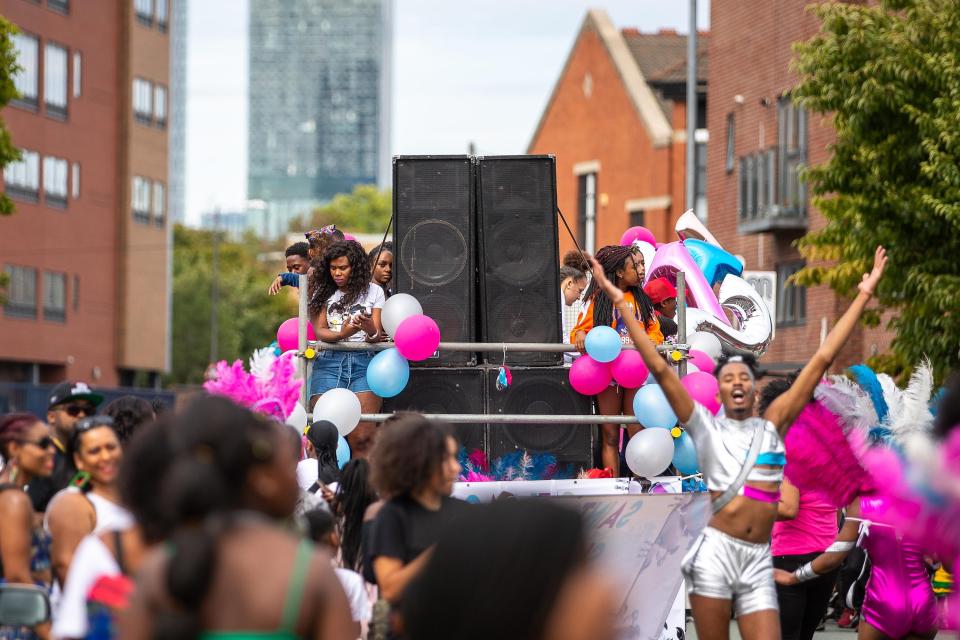  The carnival proceeded in a loop from Alexandra Park and through the streets of Moss Side