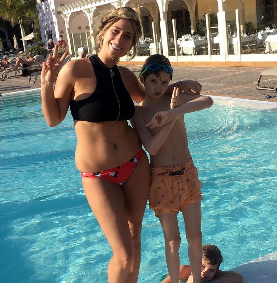  Stacey with sons Zachary and Leighton on a recent holiday