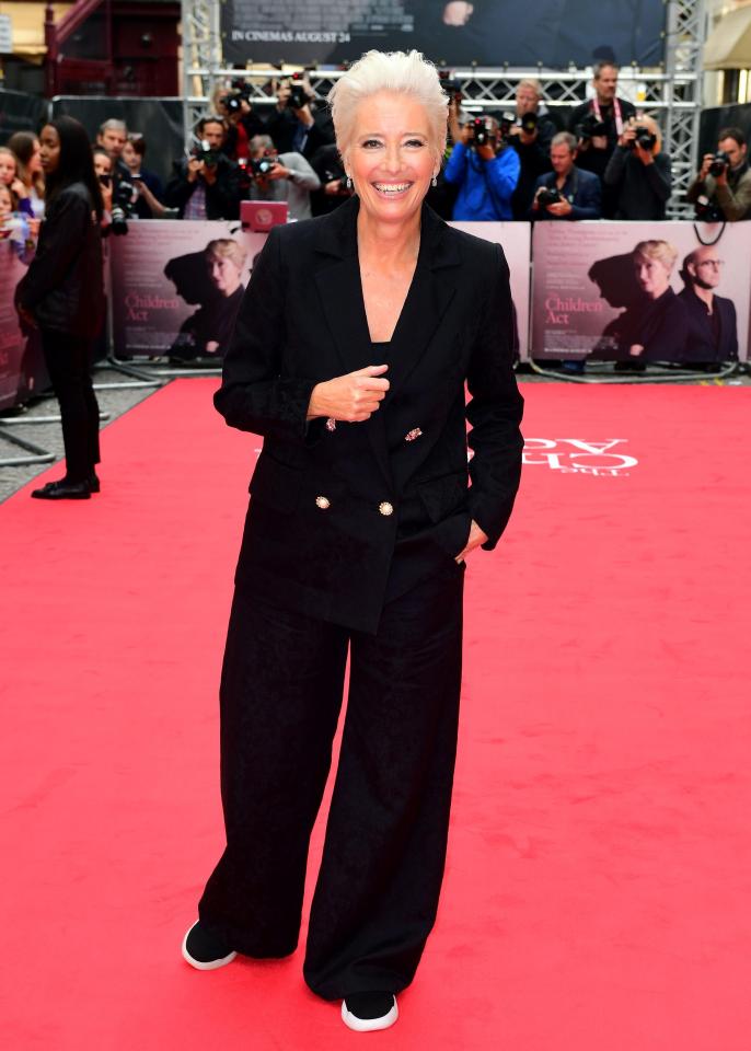  The 56-year-old actress looked chic in an oversized suit