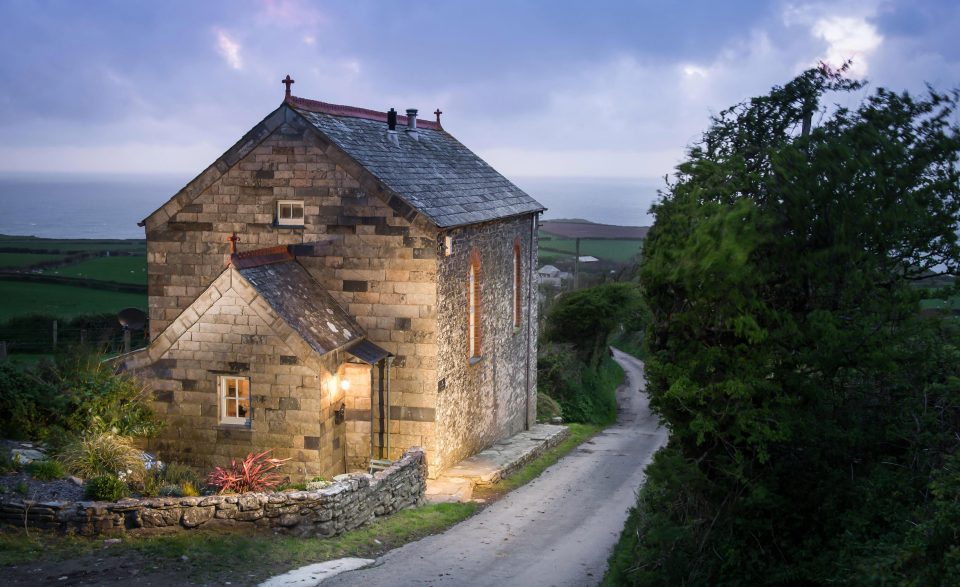  The chapel is placed between Tintagel and Boscastle