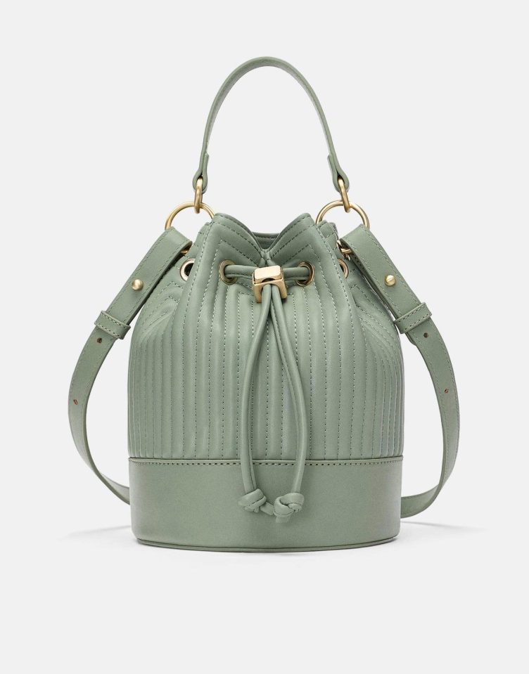  The cutest bucket bag we've ever seen