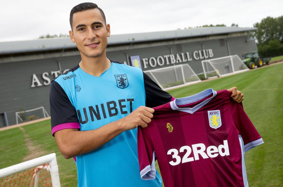  Holland international winger Anwar El Ghazi has arrived on a season-long loan from Lille