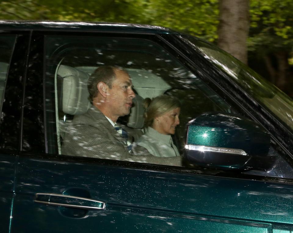  Prince Edward drives Sophie Wessex and daughter Lady Louise Windsor