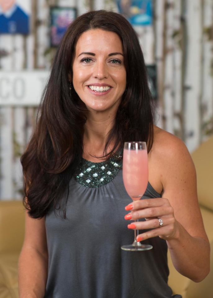  Inspired by a holiday sunset, Jo Pritchard gave up a marketing job to set up sparkledrops.co.uk