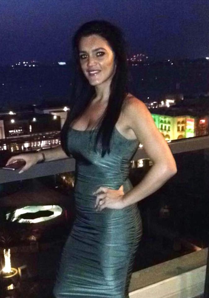  Leah Cambridge died after suffering three heart attacks during her Brazilian butt lift op in Turkey