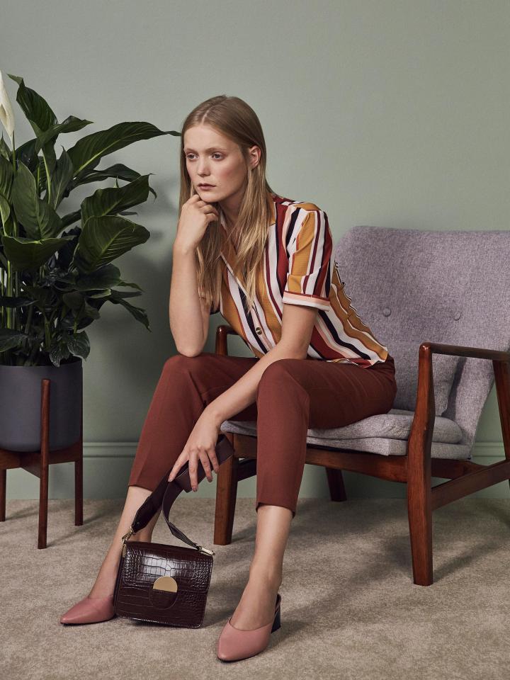  TIP: Retro coloured stripes are in this season. Wear them with tonal accessories