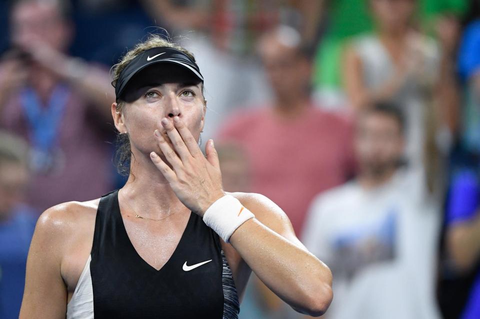  Maria Sharapova blows a kiss to the crowd after defeating Patty Schnyder