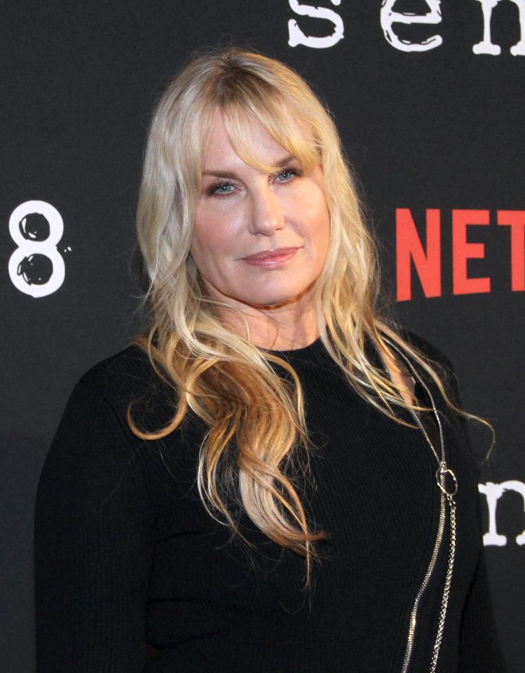  Daryl Hannah is an American movie star